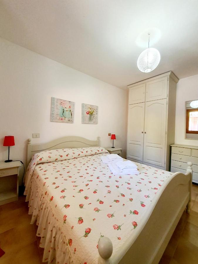 Dommos - Sunrise Apartments Cala Liberotto Luaran gambar