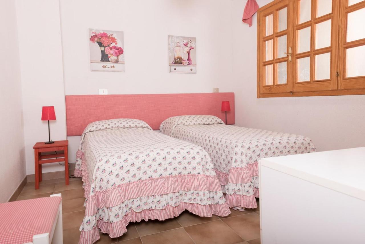 Dommos - Sunrise Apartments Cala Liberotto Luaran gambar